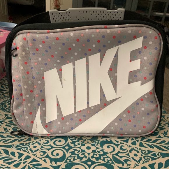 Nike polka dot lunch box. Excellent condition!